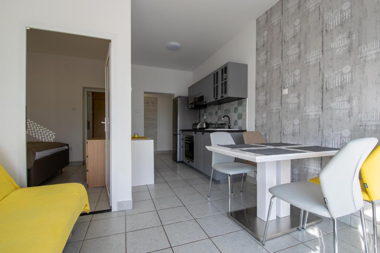 בטינה Apartments Lantina מראה חיצוני תמונה