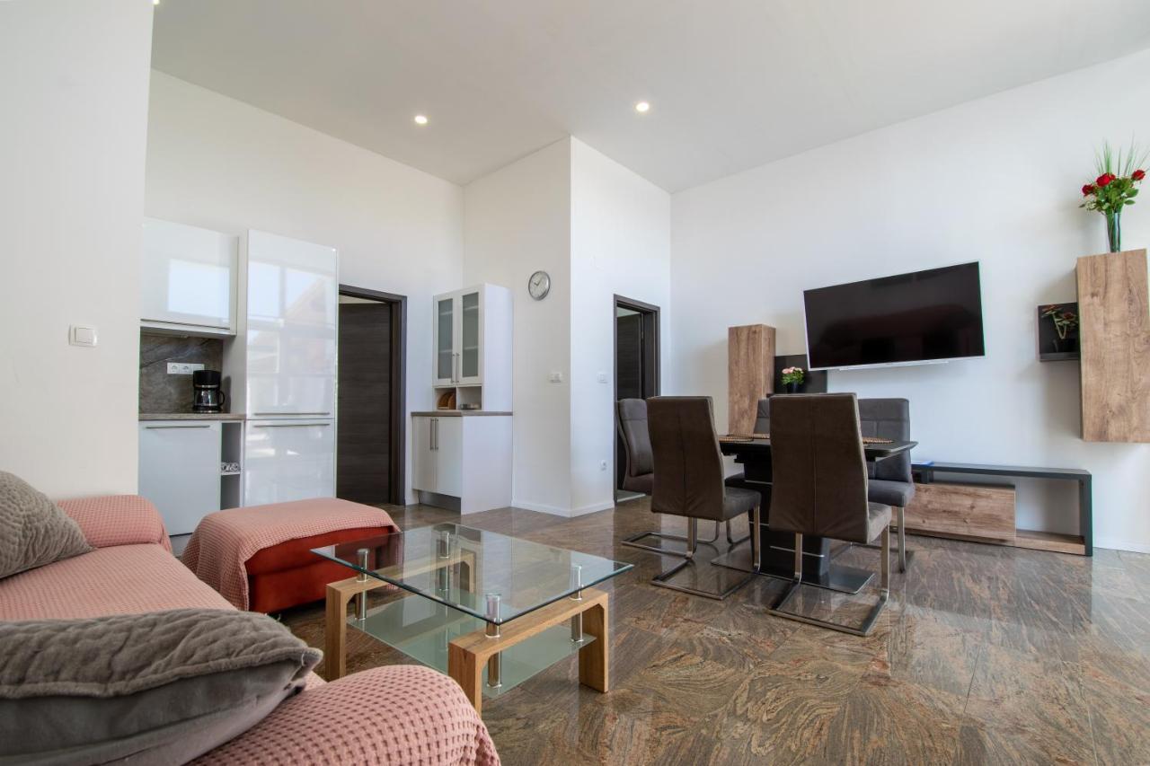 בטינה Apartments Lantina מראה חיצוני תמונה